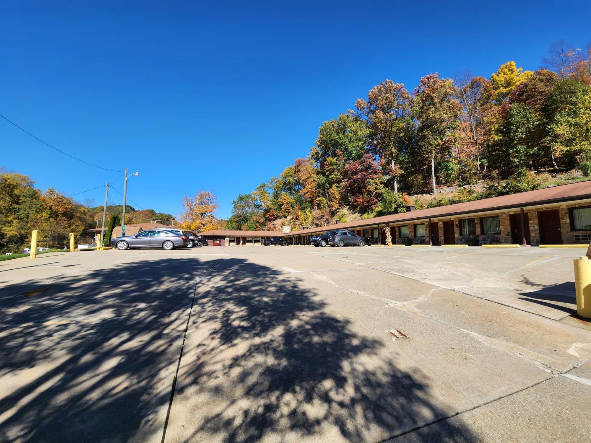 Jefferson Hills Motel Clairton Ngoại thất bức ảnh