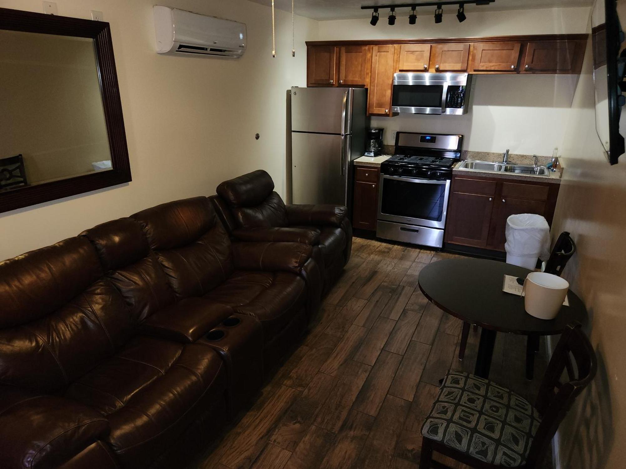 Jefferson Hills Motel Clairton Ngoại thất bức ảnh